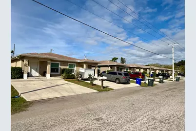 3531 S 7th S Street, Fort Pierce, FL 34982 - Photo 1