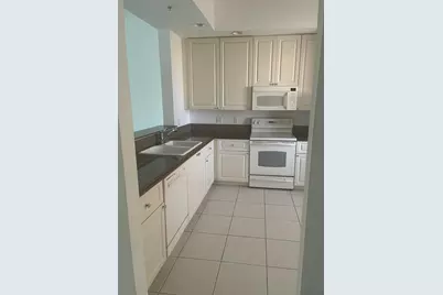 1 Harbour Isle Ph01 Drive E #1, Fort Pierce, FL 34949 - Photo 1
