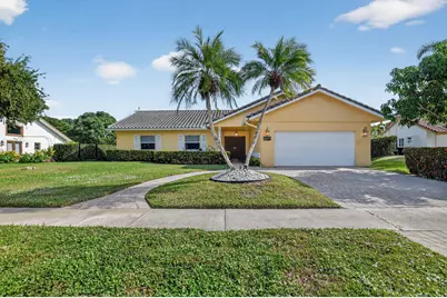 21310 Escondido Way S, Boca Raton, FL 33433 - Photo 1