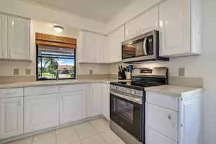 6186 Brandon St, Palm Beach Gardens, FL 33418 - Photo 14
