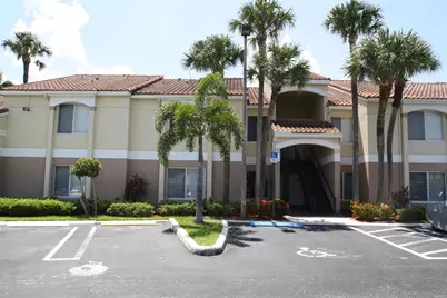 815 W Boynton Beach Boulevard #10-203, Boynton Beach, FL 33426 - Photo 1