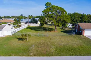171 SE Dwight Ave, Port Saint Lucie, FL 34983 - Photo 1