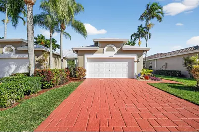 10808 Royal Caribbean Circle, Boynton Beach, FL 33437 - Photo 1