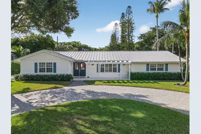 700 Lakeside Circle, North Palm Beach, FL 33408 - Photo 1