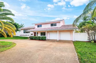 2872 NE 29th St, Fort Lauderdale, FL 33306 - Photo 1