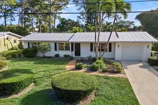 1341 SE Starfish Ln, Stuart, FL 34996 - Photo 1