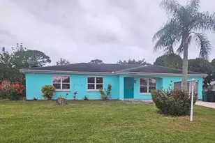 2162 SE Rainier Rd, Port Saint Lucie, FL 34953 - Photo 1