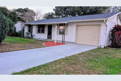 522 NW La Brea Avenue, Port Saint Lucie, FL 34983 - Photo 1