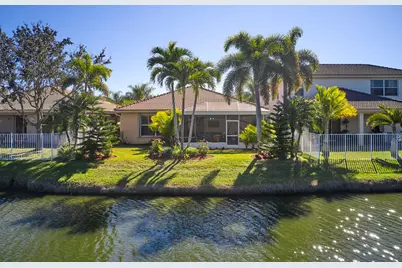 1231 SE Kirk Street, Stuart, FL 34997 - Photo 1