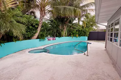 113 Park Lane E, Hypoluxo, FL 33462 - Photo 1