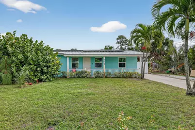 607 SE Cortez Avenue, Stuart, FL 34994 - Photo 1