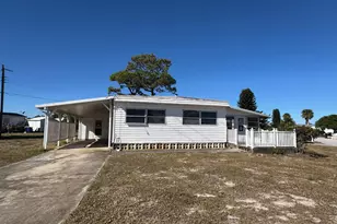 8500 SE Eagle Ave, Hobe Sound, FL 33455 - Photo 1