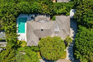 274 Monterey Rd, Palm Beach, FL 33480 - Photo 1