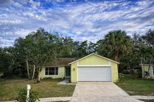 147 Rosewood Cir, Jupiter, FL 33458 - Photo 1