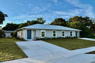 505 N 27th St, Fort Pierce, FL 34947 - Photo 1