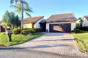 7024 Golf Pointe Cir, Tamarac, FL 33321 - Photo 1
