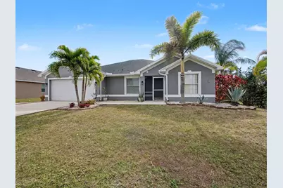2674 SE Melaleuca Boulevard, Port Saint Lucie, FL 34952 - Photo 1