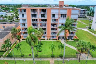 15 S Golfview Rd, Lake Worth, FL 33460 - Photo 1