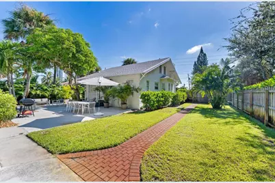 5301 N Flagler Drive, West Palm Beach, FL 33407 - Photo 1