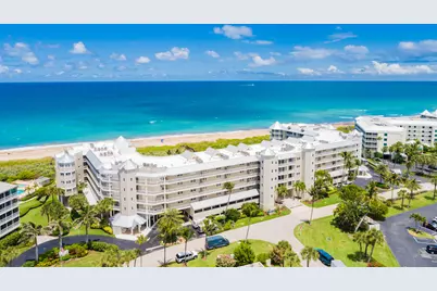 579 NE Plantation Road #N202, Stuart, FL 34996 - Photo 1