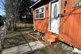 2067 Woodside St, Jacksonville, FL 32209 - Photo 1
