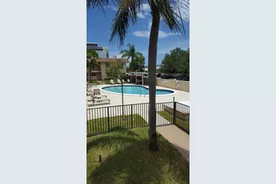 421 NE 1st Street #211, Hallandale Beach, FL 33009 - Photo 1