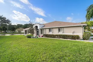9238 Vineland Ct, Boca Raton, FL 33496 - Photo 1
