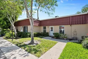 884 Worcester Ln, Lake Worth, FL 33467 - Photo 1