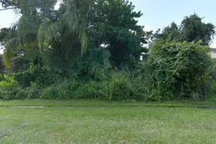 232 SW Crescent Ave, Port Saint Lucie, FL 34984 - Photo 1