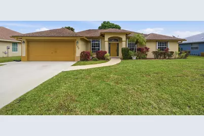 120 Venetian Lane, Royal Palm Beach, FL 33411 - Photo 1