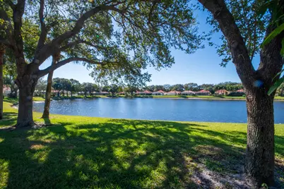 176 E Tall Oaks Circle, Palm Beach Gardens, FL 33410 - Photo 1