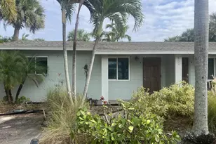 462 Granada St, Fort Pierce, FL 34949 - Photo 1