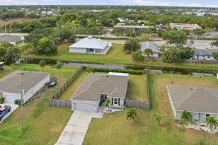 2220 SE Lucaya St, Port Saint Lucie, FL 34952 - Photo 1
