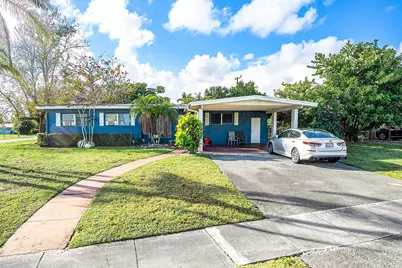 421 Fontana Drive, Palm Springs, FL 33461 - Photo 1