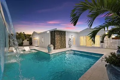 246 Elwa Place, West Palm Beach, FL 33405 - Photo 1