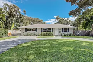 2545 Venice Dr, Palm Beach Gardens, FL 33410 - Photo 1