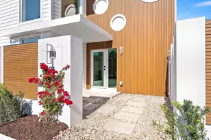 107 Sandal Ln, Palm Beach Shores, FL 33404 - Photo 1