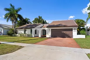 2327 SW 23rd Cranbrook Dr, Boynton Beach, FL 33436 - Photo 1