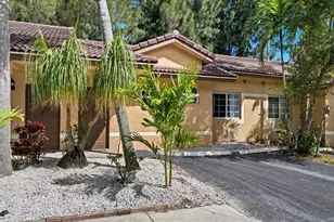 6237 Garden Ct, Davie, FL 33314 - Photo 1