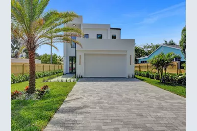 130 E Hart Street, Lantana, FL 33462 - Photo 1