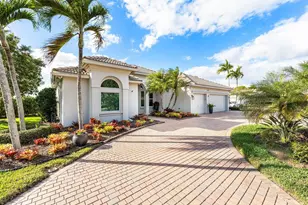 6998 SE Sleepy Hollow Ln, Stuart, FL 34997 - Photo 1