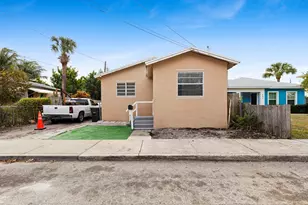 534 21st St, West Palm Beach, FL 33407 - Photo 1