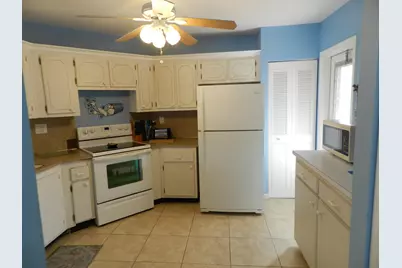 6 Greenway N #202, Royal Palm Beach, FL 33411 - Photo 1