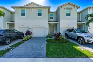 620 SE Lk Fls St, Port Saint Lucie, FL 34984 - Photo 1
