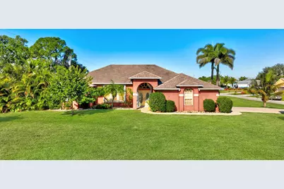 539 SE Nome Drive, Port Saint Lucie, FL 34984 - Photo 1