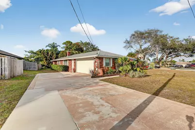 1207 SE Palm Beach Road, Port Saint Lucie, FL 34952 - Photo 1