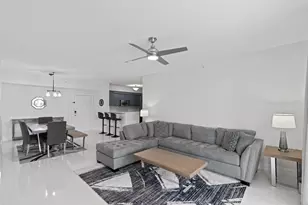 802 W Windward Way, Lantana, FL 33462 - Photo 1