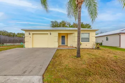 8 Santa Maria Court, Port Saint Lucie, FL 34952 - Photo 1