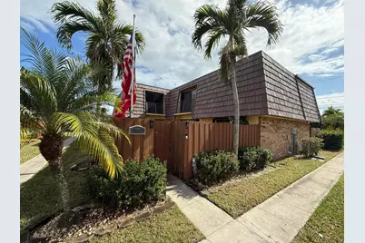 1021 Springdale Circle, Palm Springs, FL 33461 - Photo 1