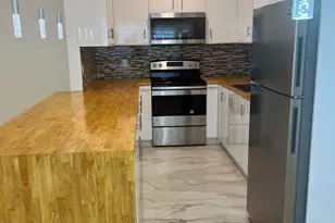 116 Salisbury E, West Palm Beach, FL 33417 - Photo 1